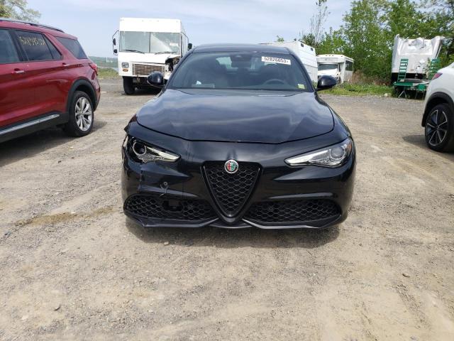 Photo 5 from auction – 2022 ALFA ROMEO GIULIA SUP with VIN ZARFANBN2N7664494