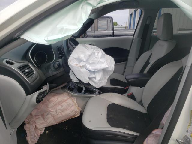 Photo 7 from auction – 2019 JEEP COMPASS LA with VIN 3C4NJDBBXKT695392
