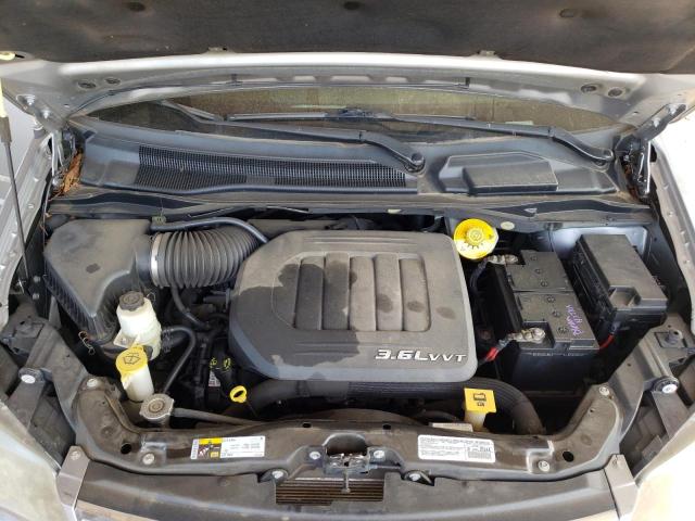 Photo 11 from auction – 2014 CHRYSLER TOWN & COU with VIN 2C4RC1HG4ER188573