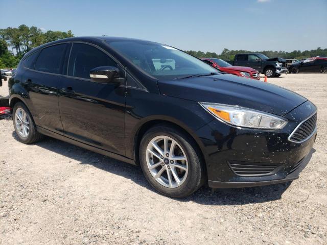 Zdjęcie 4 z aukcji – 2017 FORD FOCUS SE z VIN 1FADP3K21HL318934