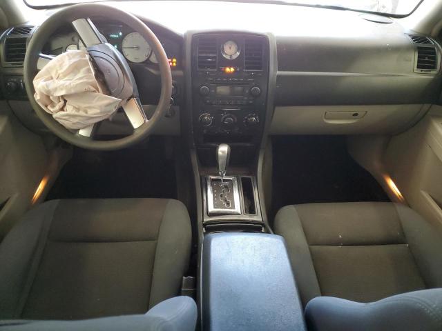 Photo 8 from auction – 2005 CHRYSLER 300 with VIN 2C3JA43R45H695562