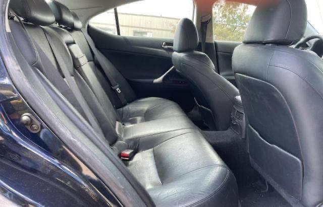 Photo 6 from auction – 2006 LEXUS IS 250 with VIN JTHBK262462001381