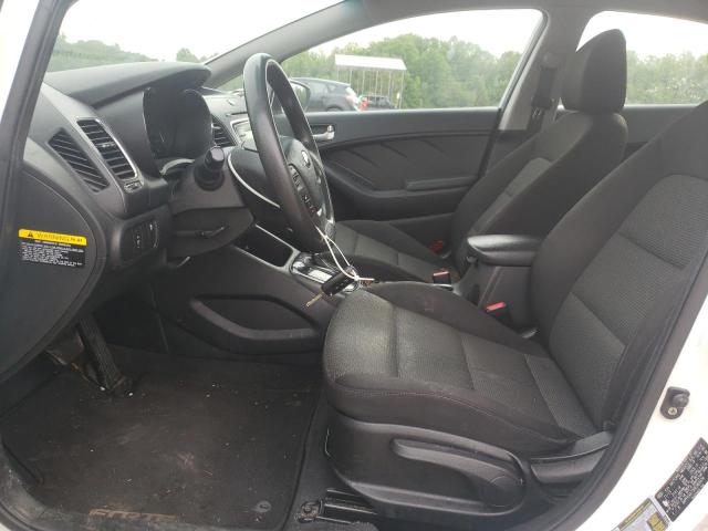 Photo 7 from auction – 2017 KIA FORTE LX with VIN 3KPFK4A73HE083434