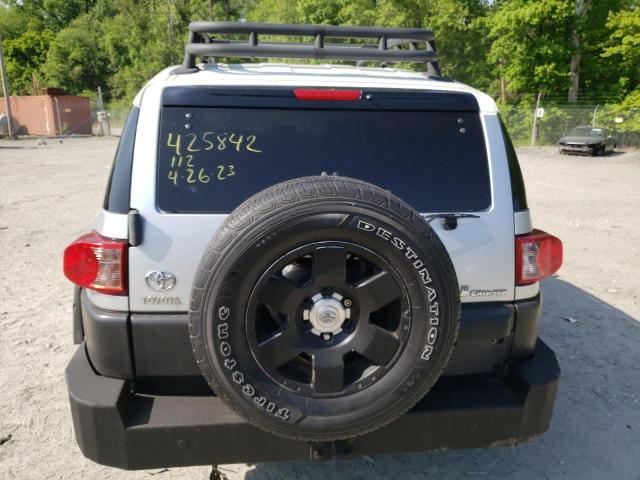Photo 6 from auction – 2007 TOYOTA FJ CRUISER with VIN JTEBU11F470010669