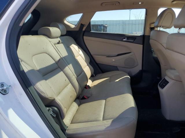 Photo 11 from auction – 2016 HYUNDAI TUCSON LIM with VIN KM8J3CA25GU086580