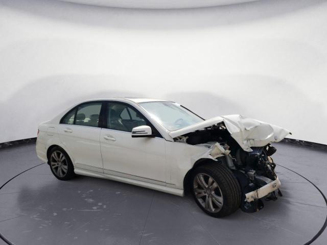 Photo 4 from auction – 2011 MERCEDES-BENZ C 300 with VIN WDDGF5EB3BR134963