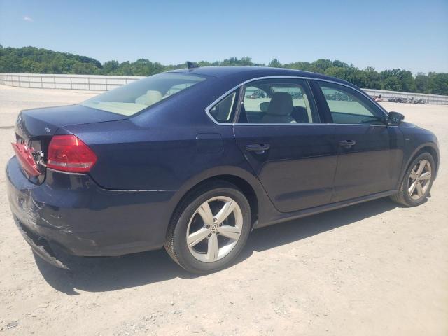 Photo 3 from auction – 2015 VOLKSWAGEN PASSAT S with VIN 1VWAT7A38FC103166