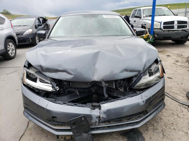 Photo 5 from auction – 2017 VOLKSWAGEN JETTA with VIN 3VW2B7AJ8HM306839