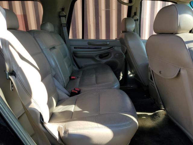 Photo 11 from auction – 2002 LINCOLN NAVIGATOR with VIN 5LMFU28R92LJ03702