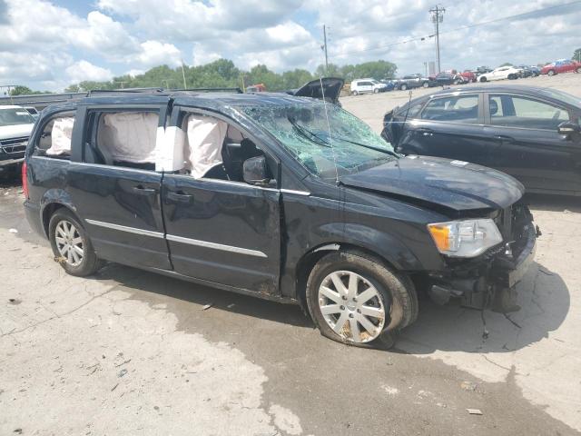 Photo 4 from auction – 2015 CHRYSLER TOWN & COU with VIN 2C4RC1BG8FR560605