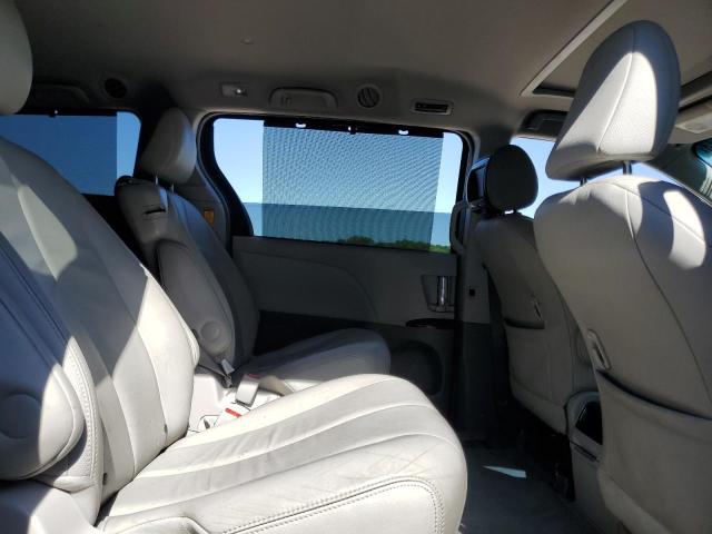 Photo 11 from auction – 2014 TOYOTA SIENNA XLE with VIN 5TDYK3DC3ES508597