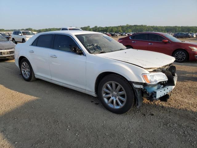 Photo 4 from auction – 2014 CHRYSLER 300C with VIN 2C3CCAEGXEH378558