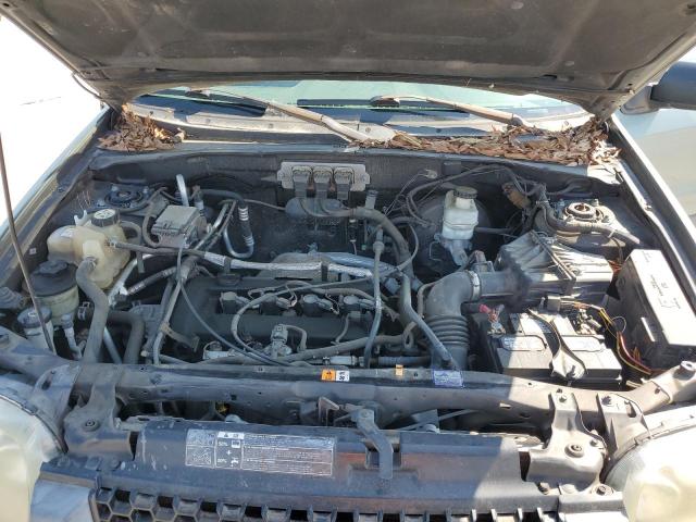 Photo 12 from auction – 2005 FORD ESCAPE XLS with VIN 1FMCU02Z45KB02292