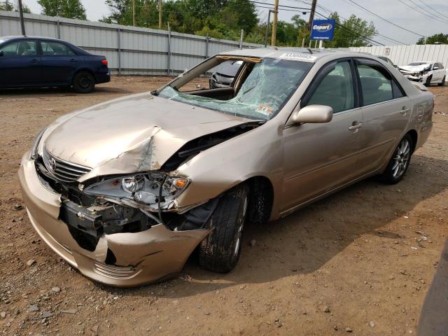 TOYOTA CAMRY LE 2005 with VIN 4T1BE32K05U984837 - Photo from auction