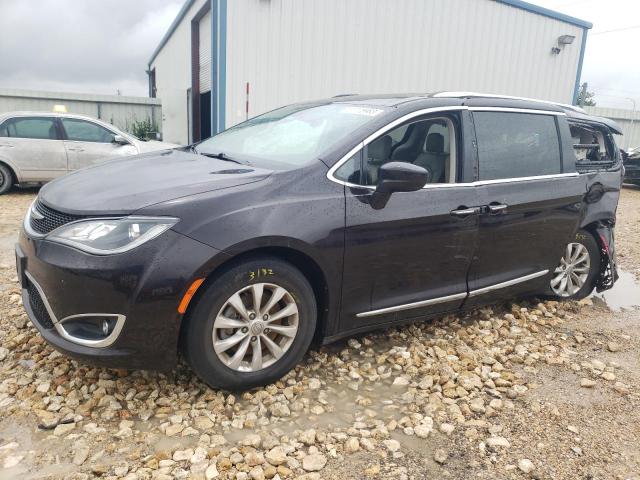CHRYSLER PACIFICA T 2018 with VIN 2C4RC1BG9JR142059 - Photo from auction