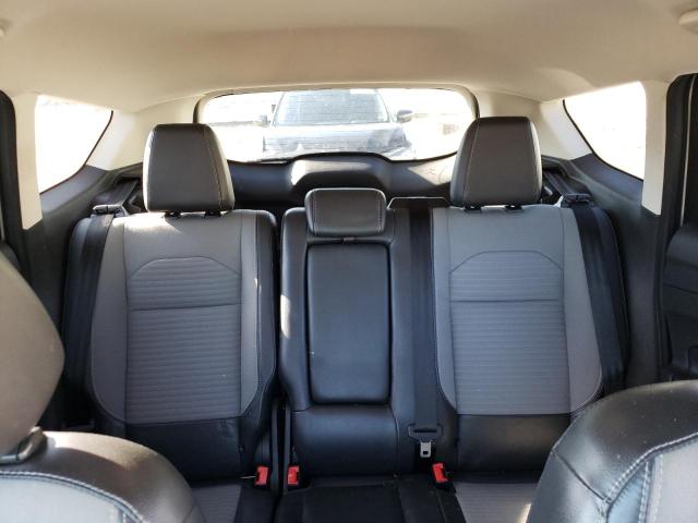Photo 10 from auction – 2017 FORD ESCAPE SE with VIN 1FMCU9GD3HUC19856