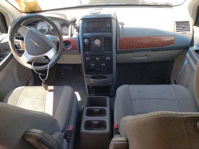 Photo 8 from auction – 2008 CHRYSLER TOWN & COU with VIN 2A8HR44H48R600336