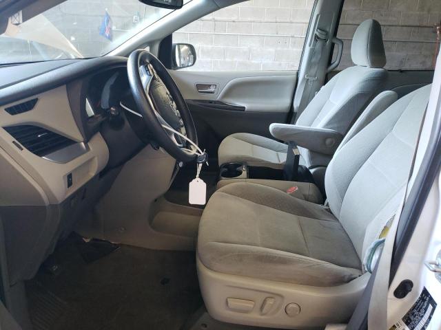 Photo 7 from auction – 2015 TOYOTA SIENNA LE with VIN 5TDJK3DC2FS117914