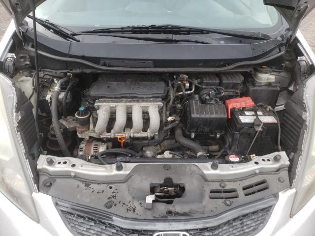Photo 11 from auction – 2011 HONDA FIT with VIN JHMGE8H32BS002769