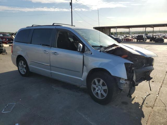 Photo 4 from auction – 2011 CHRYSLER TOWN & COU with VIN 2A4RR5DG5BR687657
