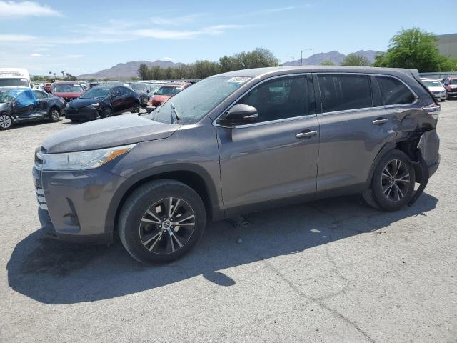 TOYOTA HIGHLANDER 2019 with VIN 5TDZARFH2KS046662 - Photo from auction