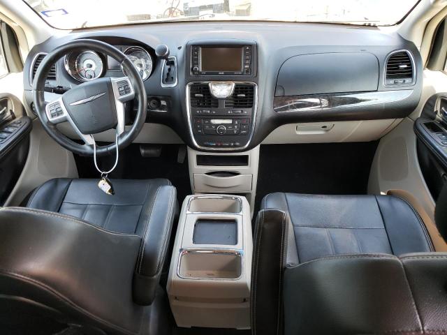 Photo 8 from auction – 2013 CHRYSLER TOWN & COU with VIN 2C4RC1BGXDR744103