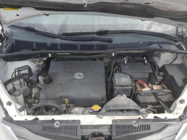 Photo 12 from auction – 2013 TOYOTA SIENNA XLE with VIN 5TDYK3DC4DS320296