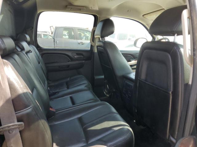 Photo 10 from auction – 2013 CHEVROLET AVALANCHE with VIN 3GNTKFE78DG375434
