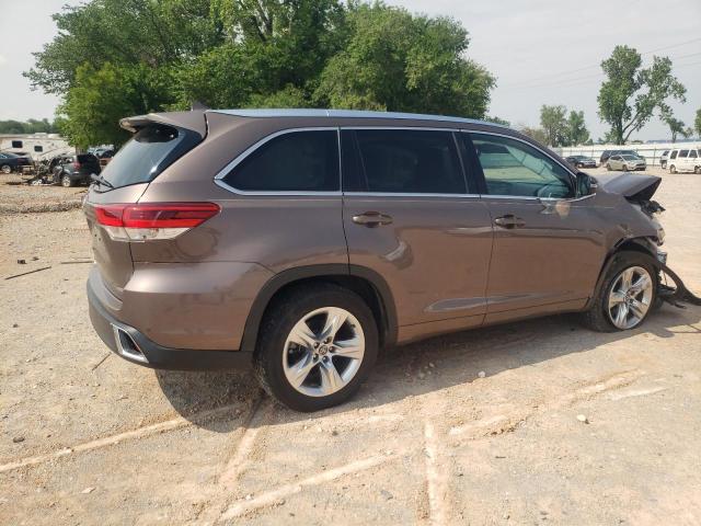 Photo 3 from auction – 2018 TOYOTA HIGHLANDER with VIN 5TDYZRFH7JS241191