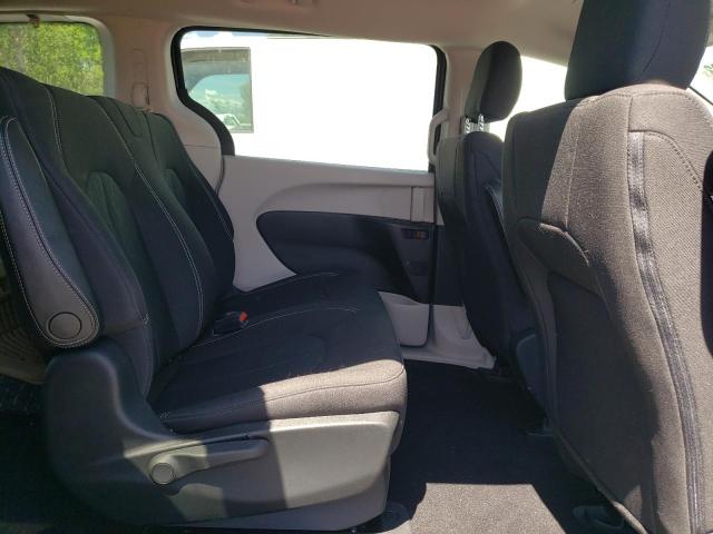 Photo 11 from auction – 2020 CHRYSLER VOYAGER L with VIN 2C4RC1AG9LR133074