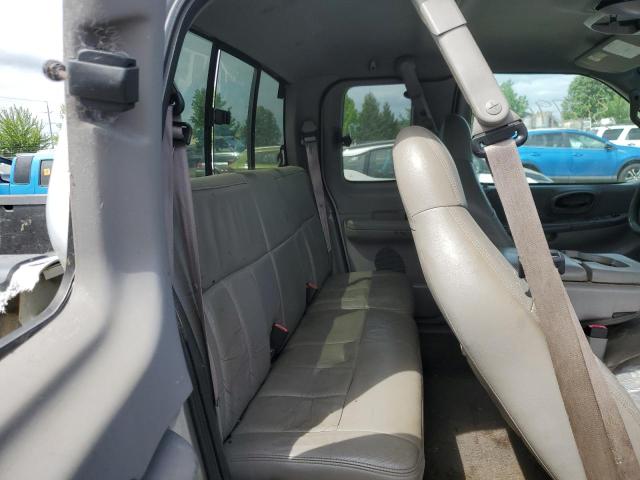 Photo 10 from auction – 2000 FORD F150 with VIN 1FTRX08L3YKB27598