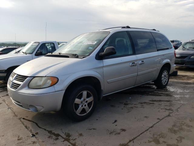 DODGE GRAND CARA 2005 with VIN 2D4GP44L25R361705 - Photo from auction