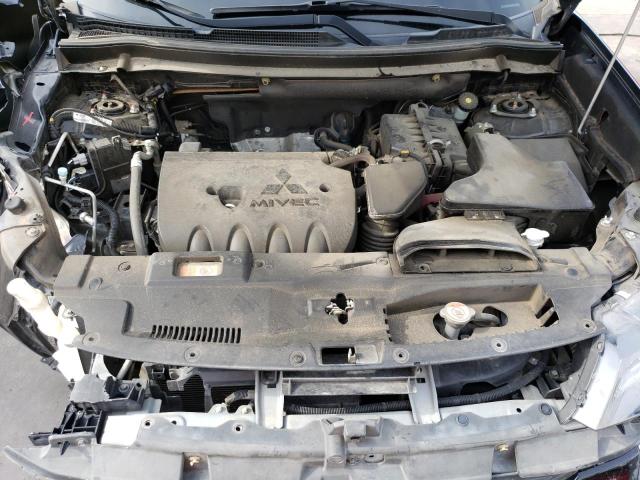 Photo 11 from auction – 2017 MITSUBISHI OUTLANDER with VIN JA4AD3A36HZ053533