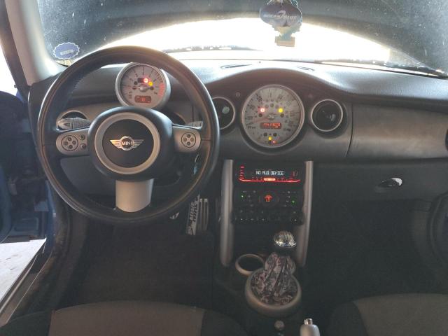 Photo 8 from auction – 2006 MINI COOPER S with VIN WMWRE33546TL17057