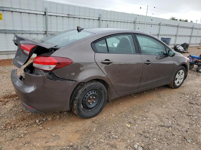 Photo 3 from auction – 2017 KIA FORTE LX with VIN 3KPFK4A75HE143083