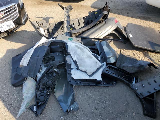 Photo 13 from auction – 2018 FORD ESCAPE S with VIN 1FMCU0F7XJUC24341