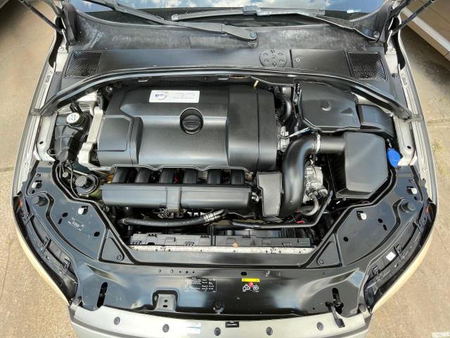 Photo 7 from auction – 2010 VOLVO V70 3.2 with VIN YV1982BW1A1151416