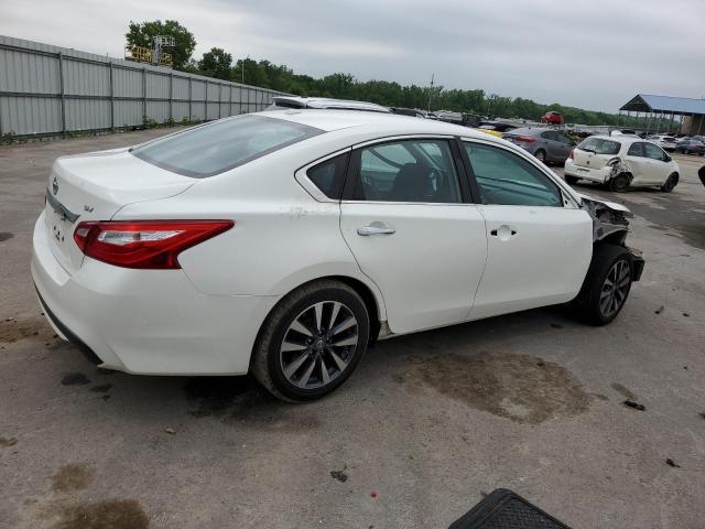 Photo 3 from auction – 2017 NISSAN ALTIMA 2.5 with VIN 1N4AL3AP0HC180993