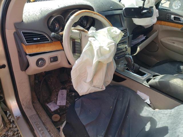 Photo 8 from auction – 2010 LINCOLN MKT with VIN 2LMHJ5AT4ABJ20745