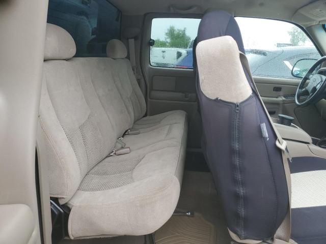 Photo 11 from auction – 2004 CHEVROLET SILVERADO with VIN 1GCEK19T54E191295