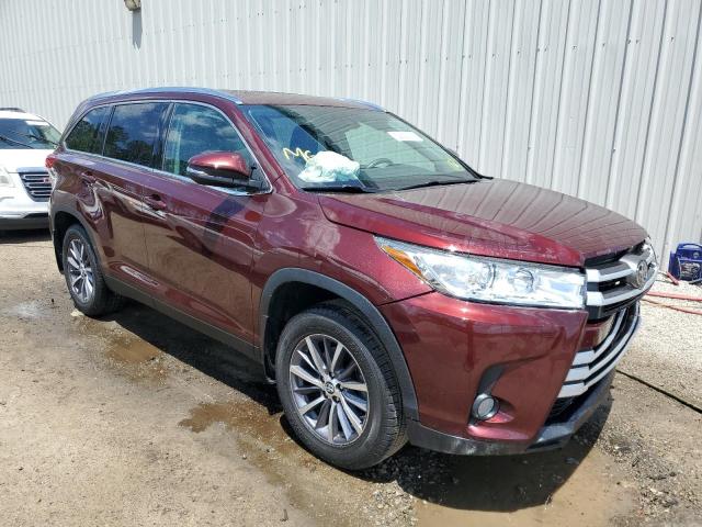 Photo 4 from auction – 2019 TOYOTA HIGHLANDER with VIN 5TDJZRFH5KS706733