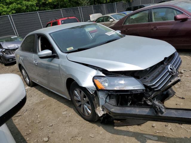Photo 4 from auction – 2014 VOLKSWAGEN PASSAT S with VIN 1VWAT7A37EC119907