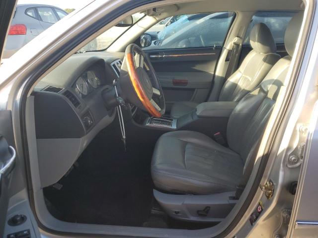 Photo 7 from auction – 2005 CHRYSLER 300C with VIN 2C3AA63H75H171129