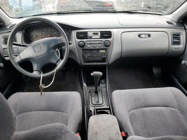 Photo 8 from auction – 2000 HONDA ACCORD DX with VIN JHMCF8645YC000041
