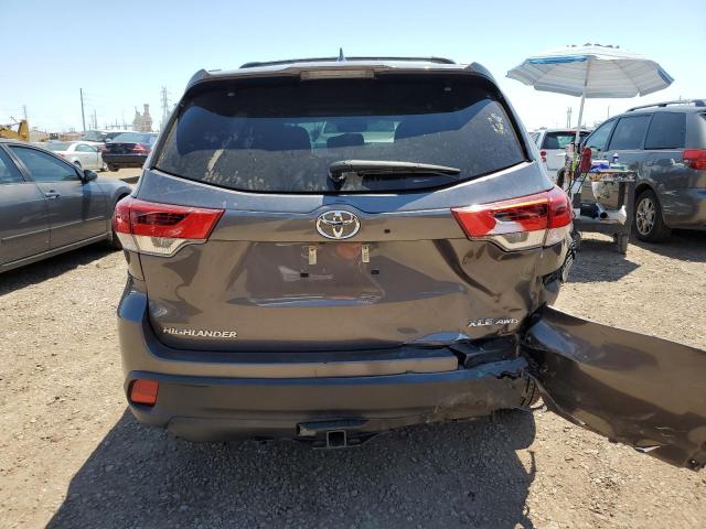 Photo 6 from auction – 2018 TOYOTA HIGHLANDER with VIN 5TDJZRFH9JS824699
