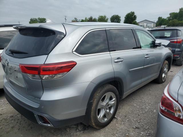 Photo 3 from auction – 2018 TOYOTA HIGHLANDER with VIN 5TDDZRFH9JS499792