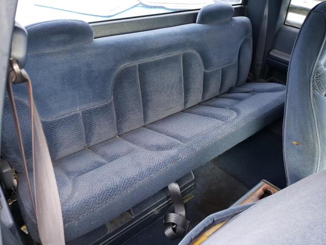 Photo 10 from auction – 1995 CHEVROLET GMT-400 C1 with VIN 2GBEC19Z7S1242865