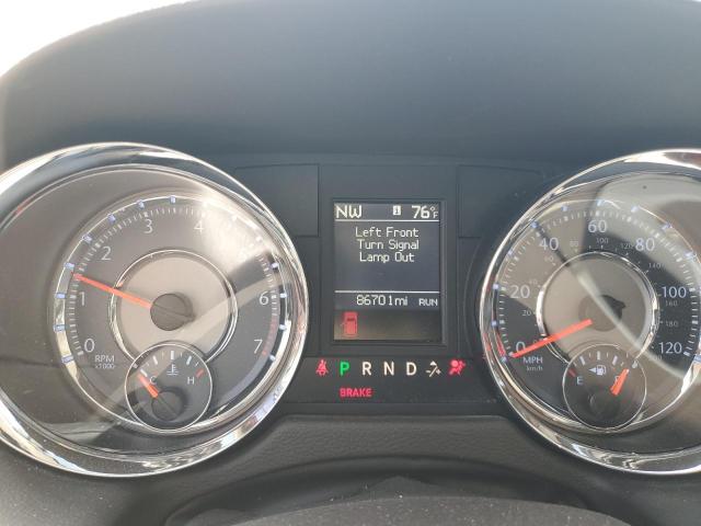Photo 9 from auction – 2014 CHRYSLER TOWN & COU with VIN 2C4RC1BG7ER402609