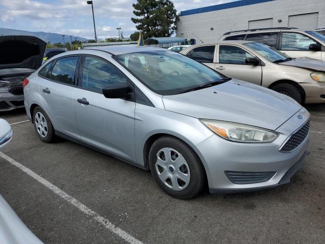 Photo 4 from auction – 2015 FORD FOCUS S with VIN 1FADP3E25FL326091
