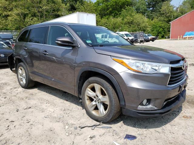 Photo 4 from auction – 2016 TOYOTA HIGHLANDER with VIN 5TDDKRFH9GS316999